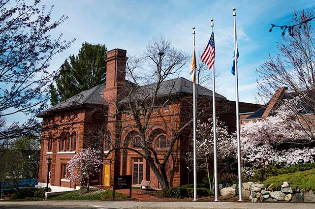 Fletcher School of Law and Diplomacy.International Security Studies Program. Conference